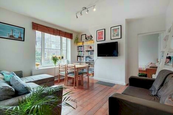 2 Bedroom Flat To Rent In Kennington Oval, London, SE11