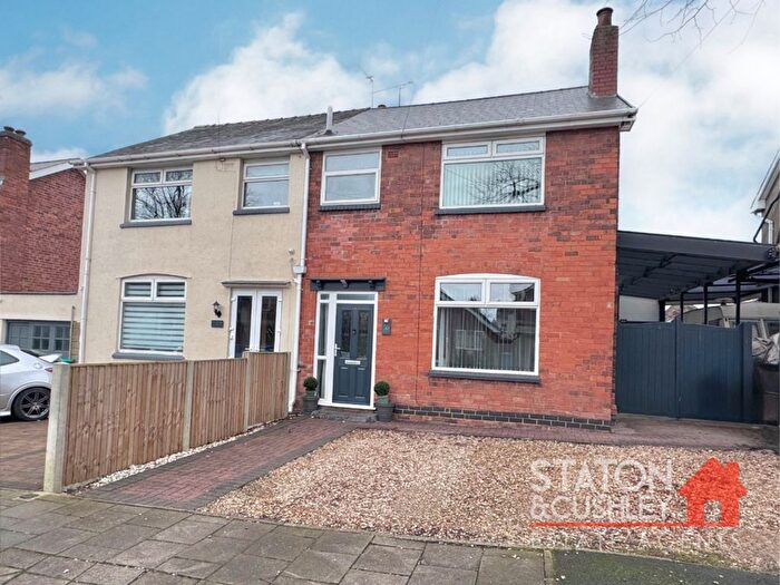 3 Bedroom Semi Detached House For Sale In Grange Avenue, Mansfield, NG18