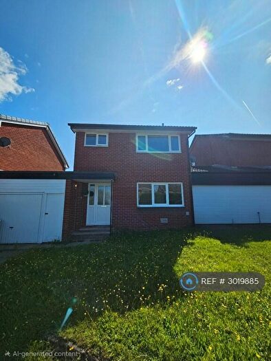 3 Bedroom Semi Detached House To Rent In Well Orchard, Preston, PR5