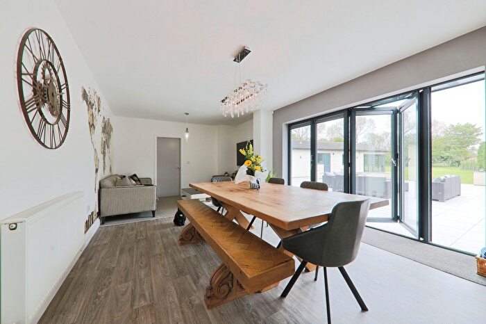 5 Bedroom Detached House For Sale In Arnold Lane East, Long Riston, Hull, HU11