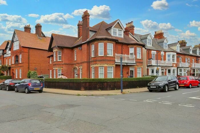 2 Bedroom Flat To Rent In Orwell Road, Felixstowe, IP11