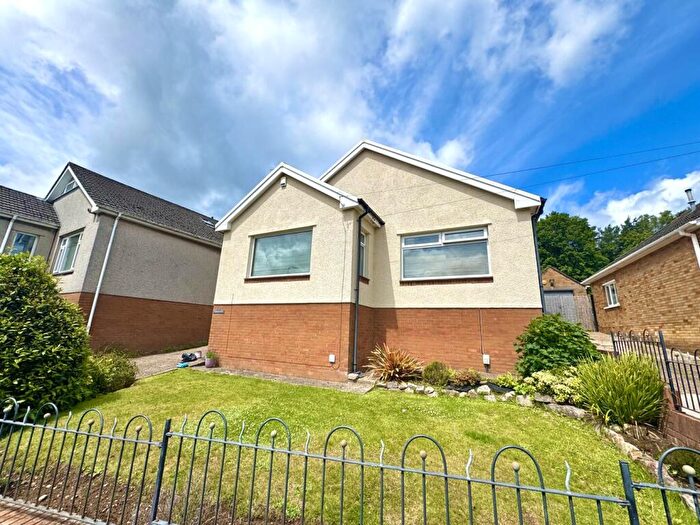4 Bedroom Detached Bungalow For Sale In Llwyd Coed, Pantmawr, Cardiff, CF14
