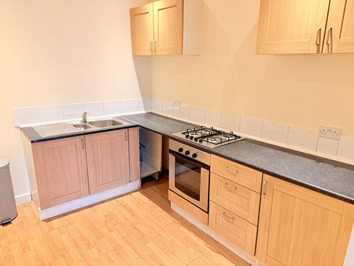 2 Bedroom Flat To Rent In Manchester, M18