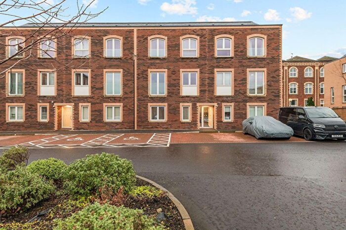 2 Bedroom Flat For Sale In Telka Wynd, Cambusbarron, FK7