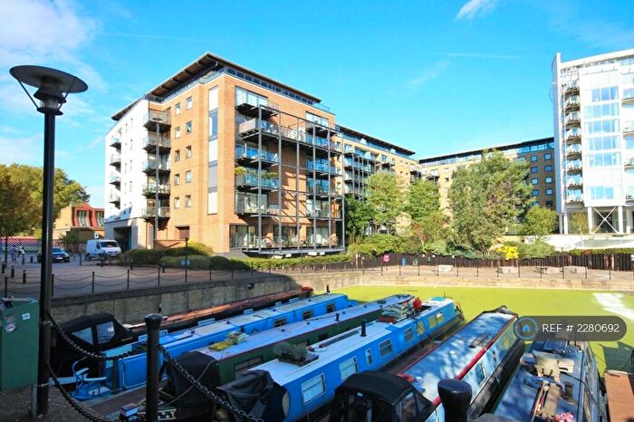 2 Bedroom Flat To Rent In Branch Road, London, E14