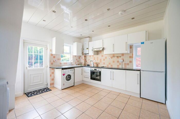 3 Bedroom Semi-Detached House For Sale In Chapel Street, Ormskirk, L39