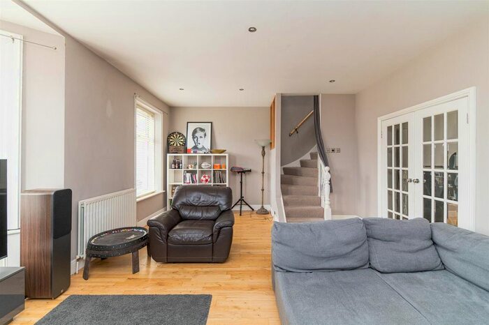 2 Bedroom Maisonette To Rent In Goldspink Lane, Sandyford, Newcastle Upon Tyne, NE2