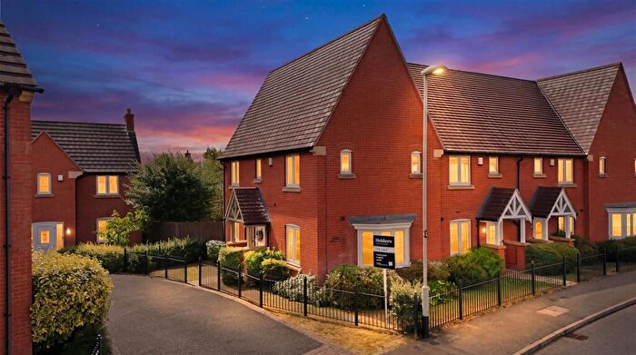 3 Bedroom Semi-Detached House For Sale In Highland Drive, Loughborough, LE11
