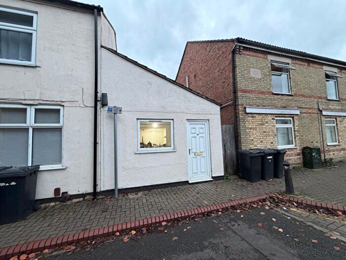 1 Bedroom Bungalow To Rent In St Martins Street, Peterborough, PE1