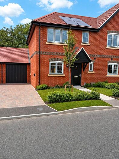 2 Bedroom Semi Detached House For Sale In Tower House Farm, The Street, Mortimer, Reading, RG7