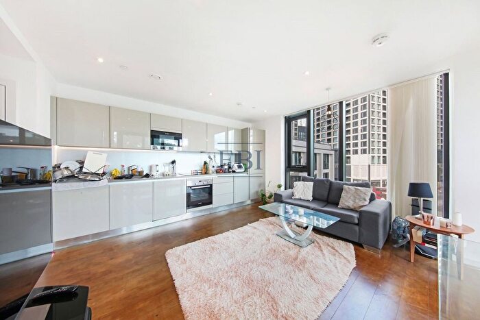 2 Bedroom Flat To Rent In One The Elephant, St. Gabriel Walk, London, SE1