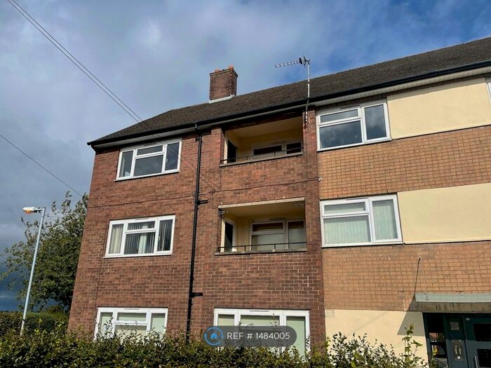 3 Bedroom Flat To Rent In Turner Avenue, Wood Lane, Stoke-On-Trent, ST7