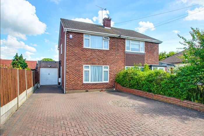 3 Bedroom Semi-Detached House To Rent In Rushbottom Lane, Benfleet, SS7