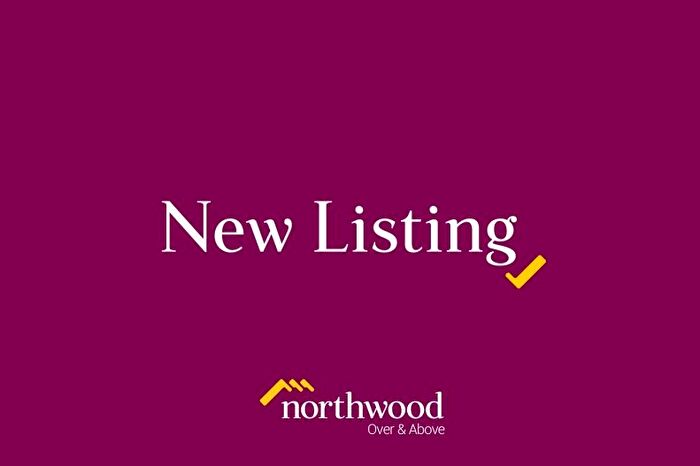 4 Bedroom End Terrace House For Sale In Cassiobridge Road, Watford, WD18