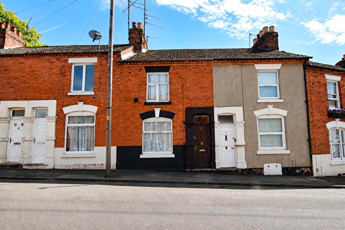 2 Bedroom Terraced House For Sale In Stanley Street, Semilong, Northampton, NN2
