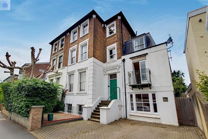 2 Bedroom Semi-Detached House To Rent In Lower Teddington Road, Hampton Wick, KT1