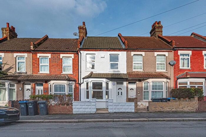 3 Bedroom Terraced House To Rent In Cranbrook Road, Thornton Heath, CR7