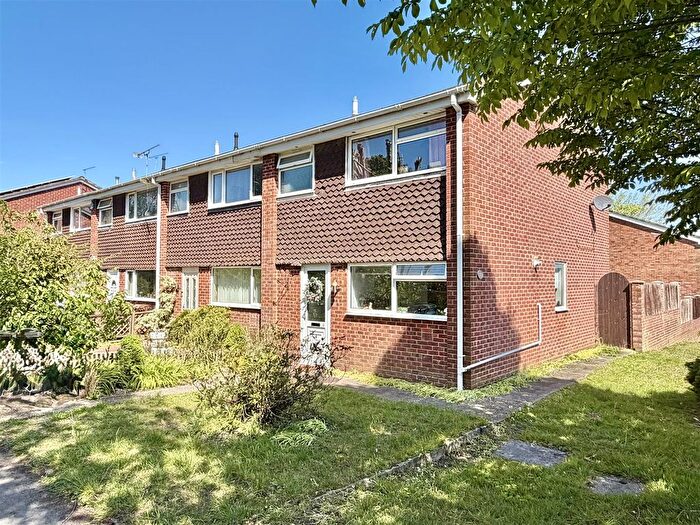 3 Bedroom End Terrace House For Sale In Dacombe Drive, Upton, BH16