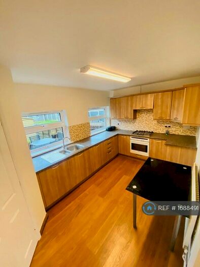 3 Bedroom Terraced House To Rent In High Field Park, Rotherham, S66