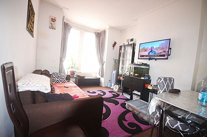 1 Bedroom Flat To Rent In Ilford, IG2