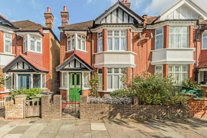 1 Bedroom Flat To Rent In Downton Avenue, London, SW2