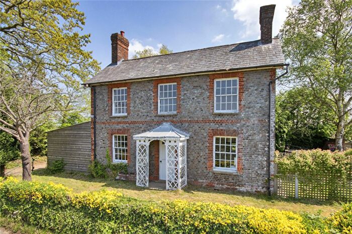 3 Bedroom Detached House For Sale In School Lane, Shipbourne, Tonbridge, Kent, TN11