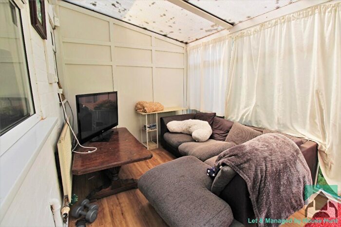 4 Bedroom Terraced House To Rent In Poole Crescent, Birmingham, B17