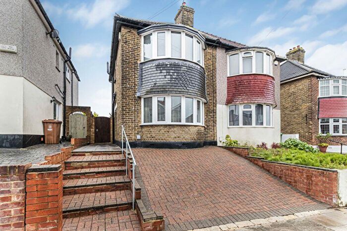 2 Bedroom Semi-Detached House For Sale In Exmouth Road, Welling, DA16