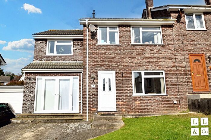 6 Bedroom Semi-detached House For Sale In Pengarth Road, Falmouth, TR11