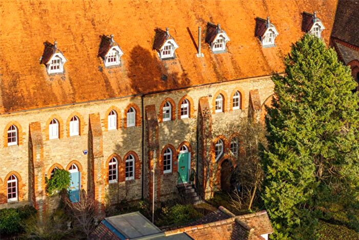 4 Bedroom Terraced House For Sale In St. Pauls Court, Stony Stratford, Milton Keynes, Buckinghamshire, MK11