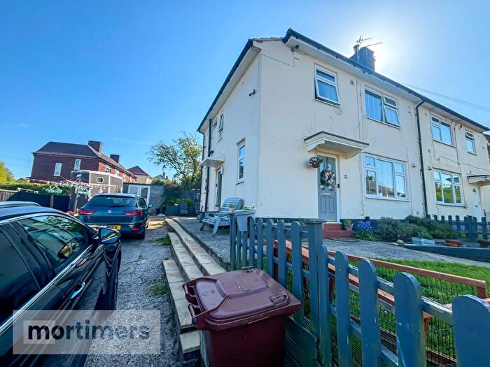 3 Bedroom End Of Terrace House For Sale In Cleveleys Road, Blackburn, Lancashire, BB2