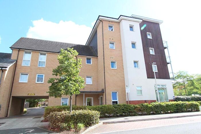 2 Bedroom Flat To Rent In Whale Avenue, Reading, RG2