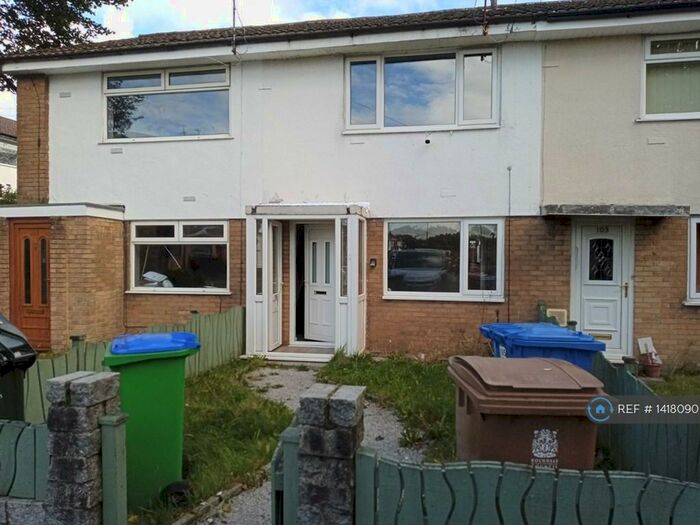 2 Bedroom Terraced House To Rent In Glenwood Drive, Middleton, Manchester, M24