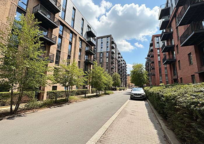1 Bedroom Apartment For Sale In Waterview Lane, Salford, M5