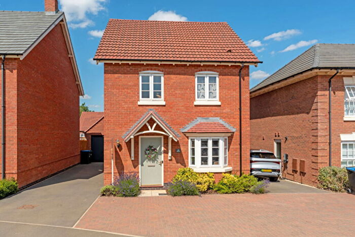 3 Bedroom Detached House For Sale In Woodward Drive, Market Harborough, LE16