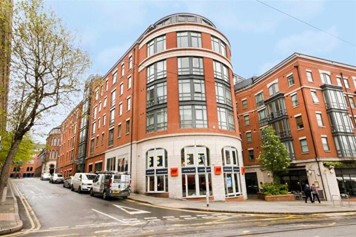 2 Bedroom Apartment To Rent In Weekday Cross, Nottingham, NG1