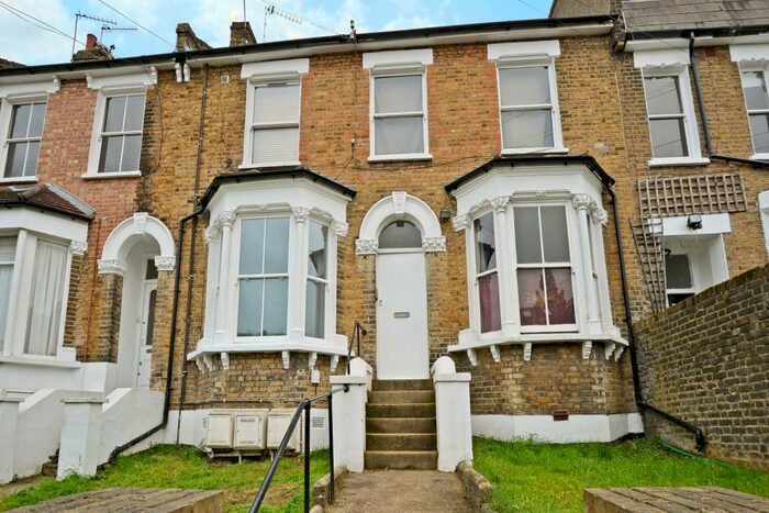 1 Bedroom Apartment To Rent In Upland Road, East Dulwich, London, SE22