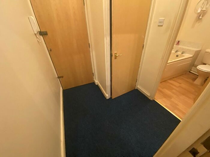1 Bedroom Apartment To Rent In York Place, - York Street, Leicester, LE1