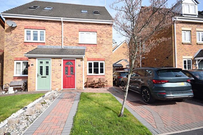 3 Bedroom Semi-Detached House For Sale In Farnham Close, Barrow-in-Furness, LA13