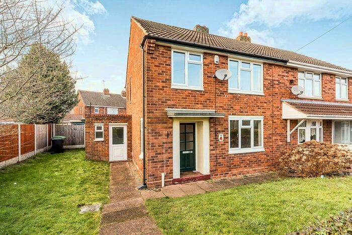 3 Bedroom Semi-Detached House To Rent In Nanaimo Way, Kingswinford, West Midlands, DY6