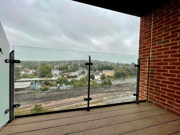 1 Bedroom Apartment To Rent In Marketfield Way, Redhill, RH1