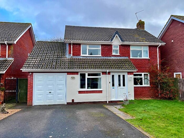 4 Bedroom Detached House For Sale In Forest Gate, SO45