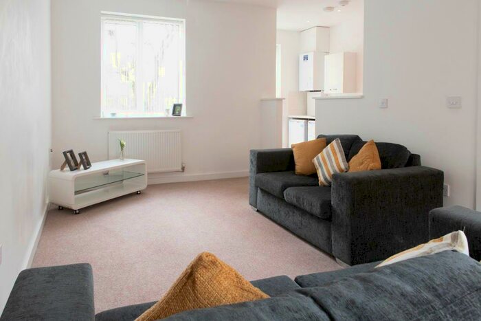 4 Bedroom Apartment To Rent In Twyford Street, London, N1