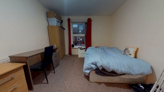 3 Bedroom Terraced House To Rent In Autumn Street, Hyde Park, Leeds, LS6