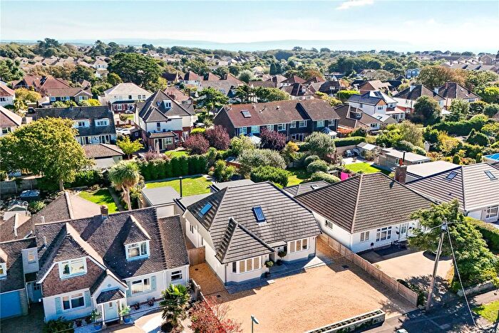 4 Bedroom Bungalow For Sale In Barton Drive, Barton On Sea, New Milton, Hampshire, BH25