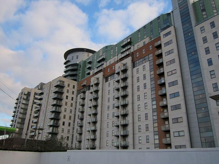 2 Bedroom Flat To Rent In Fernie Street, Manchester, M4