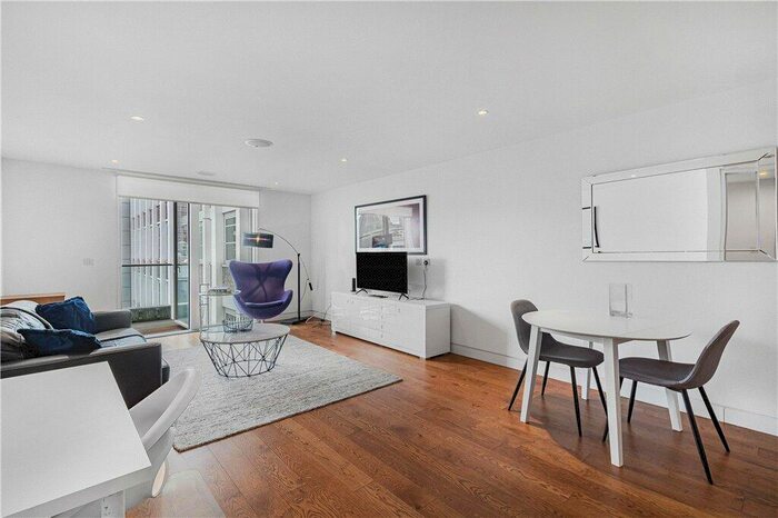 1 Bedroom Apartment For Sale In Leonard Street, London, EC2A