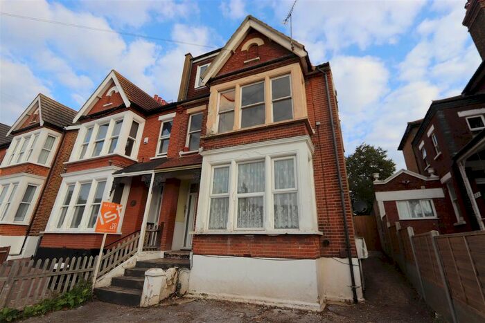 1 Bedroom Flat To Rent In York Road, Southend-On-Sea, SS1