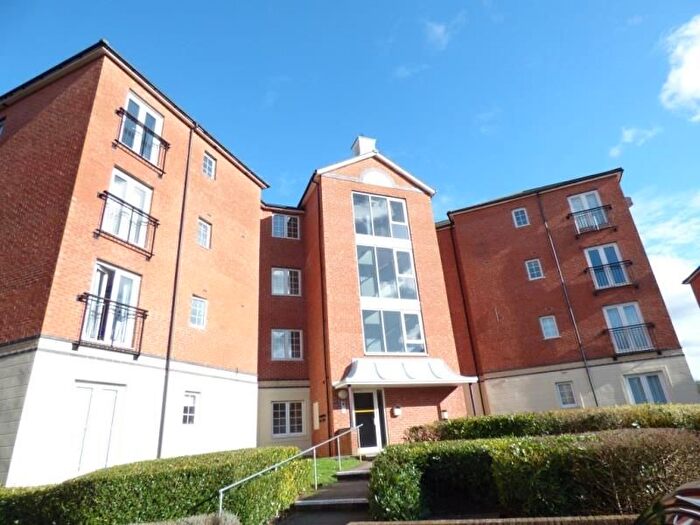 2 Bedroom Flat To Rent In Lime Court, Great Western Road, GL1