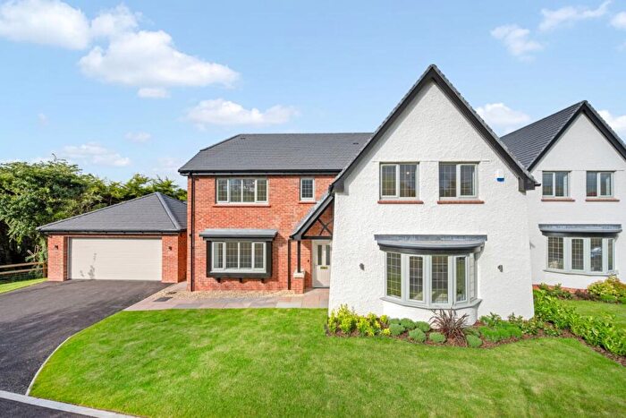 4 Bedroom Detached House For Sale In Collinwood Gardens, Ratten Lane, Hutton, PR4